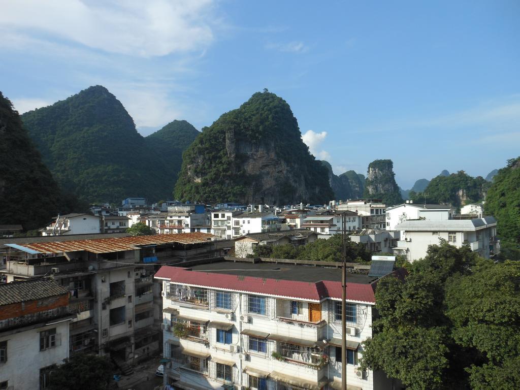 Yangshuo Travellers Land Youth Hostel Extérieur photo